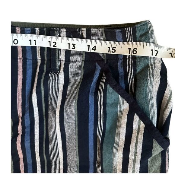 Christopher & Banks Skort Sz 12 Blue Stripe Back Elastic Waist button/zipper - Picture 6 of 8